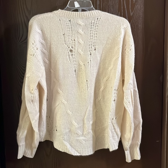 360 Cashmere - Picture 5 of 8